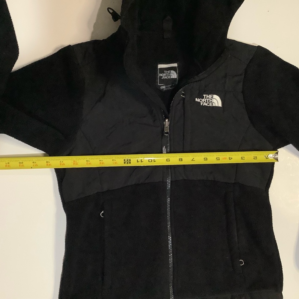The North Face Women's Black Hooded Fleece Jacket - Picture 5 of 9